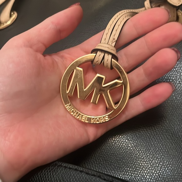 Michael Kors Jet Set Purse Shoulder Bag Black Smooth Leather - Picture 3 of 5